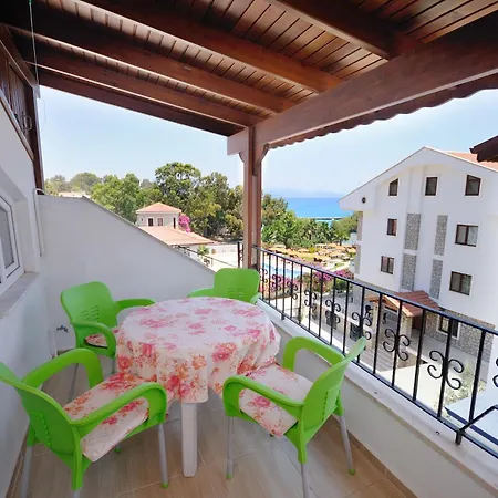 Kaya 4* ダッチャ