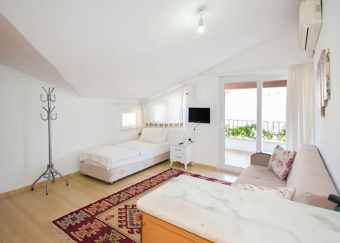 Kaya Aparthotel 4*